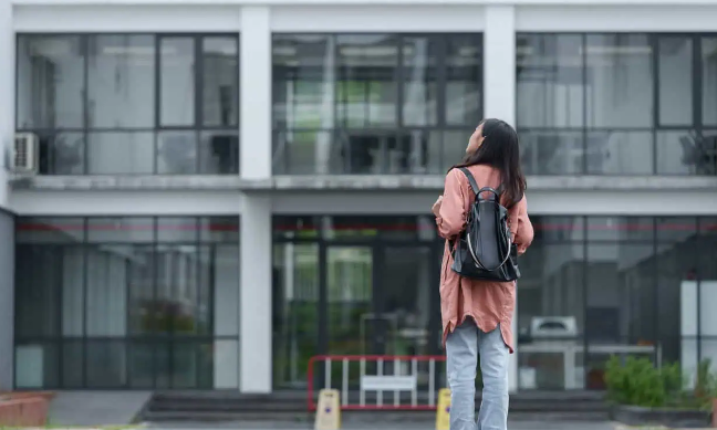 High dropout rates to trigger sponsor license action, UK unis warned
